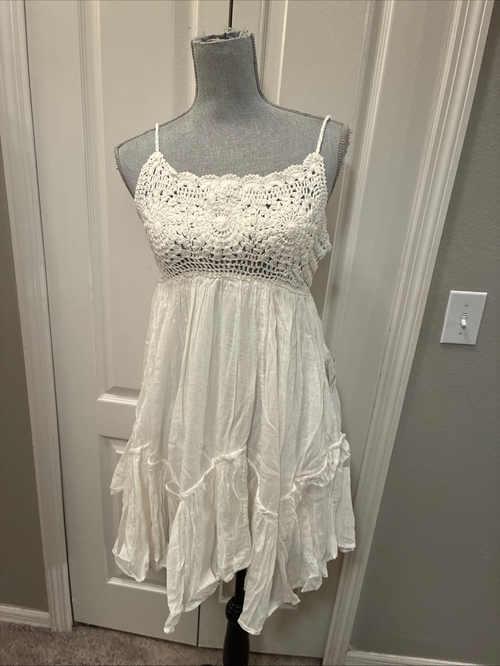 Free people ladies Sandoll cotton mini dress size large - Picture 3 of 6